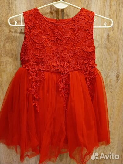 Платье на девочку
