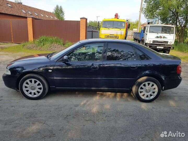 Audi A4 1.6 МТ, 2000, 289 000 км