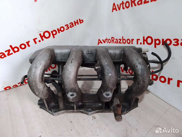 Колектор впускной Nissan Vanette SK82 F8