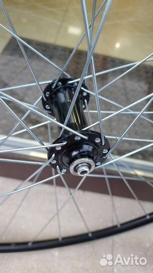 Шоссейные колеса 28