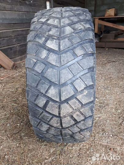 Yokohama A352 33/50 R15