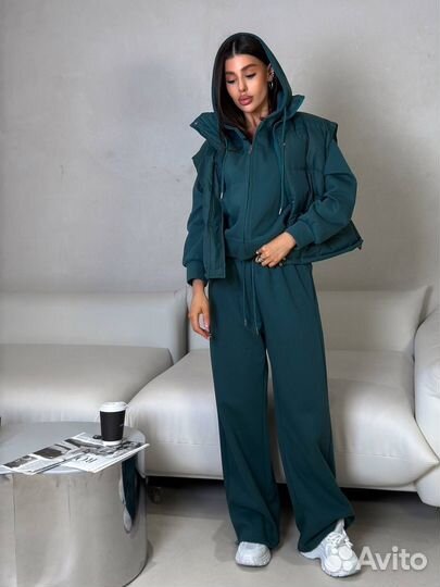 Костюс тройка Корея