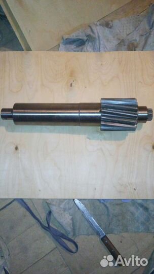 Вал промежуточный на кпп 239 маз