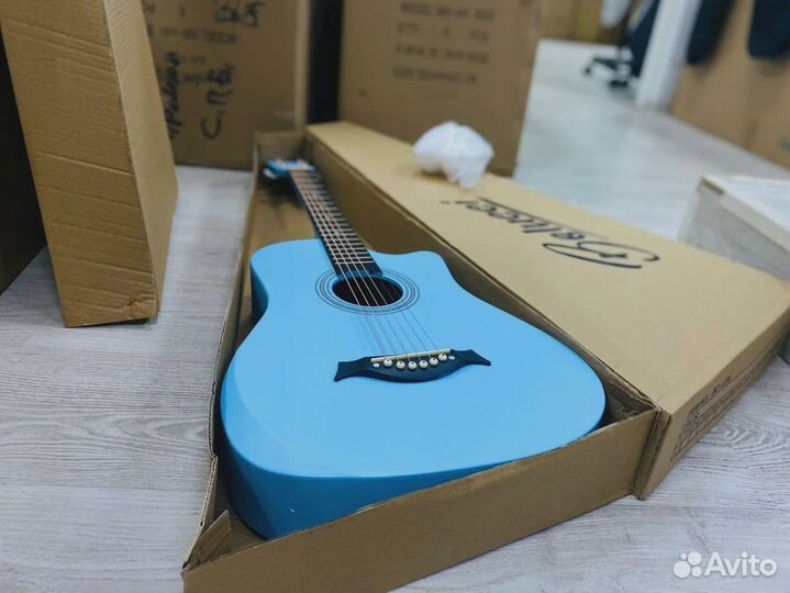 Гитара новая в коробке