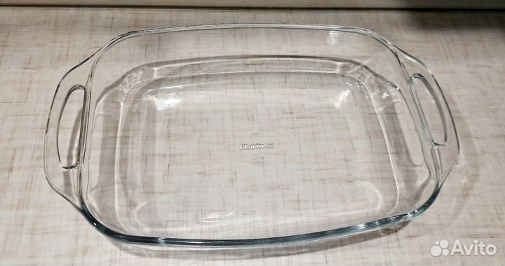 Противень стеклянный. Новый