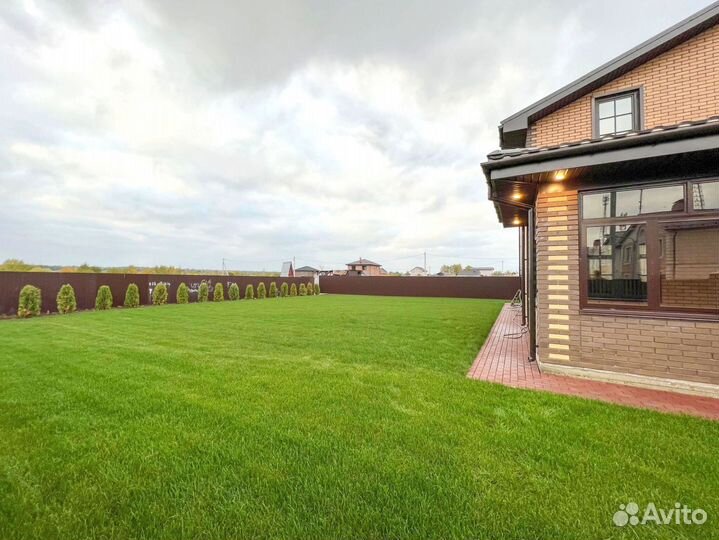 Рулонный газон для Вашего загородного дома