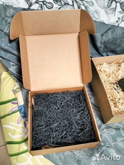 Коробка подарочная картонная