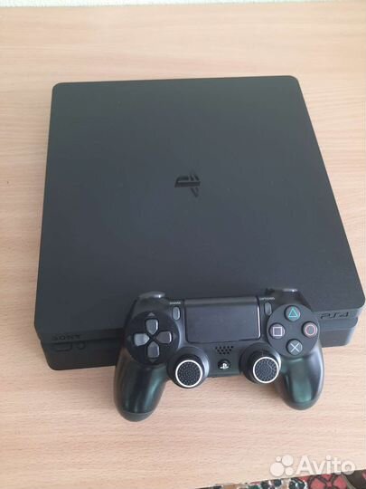 Sony PS4 slim