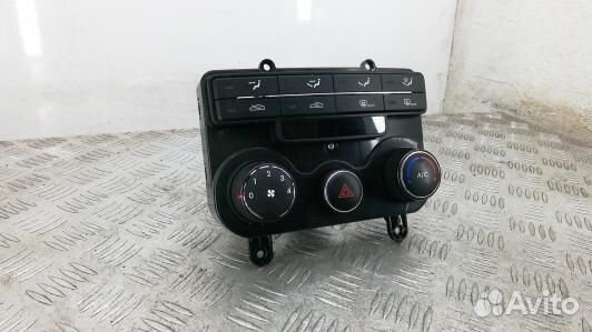 Блок управления печки и климат-контроля hyundai I3