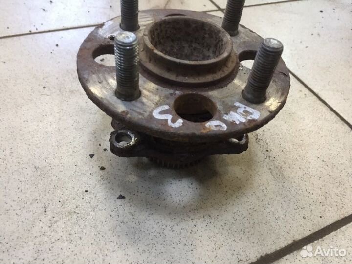 Ступица задняя Hyundai Solaris 1