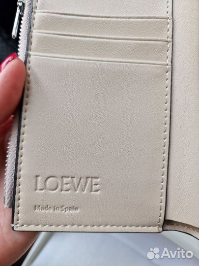 Кошелек женский loewe