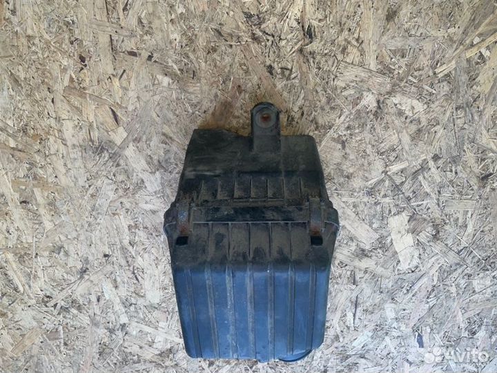 Корпус воздушного фильтра Kia Magentis EF G4JP