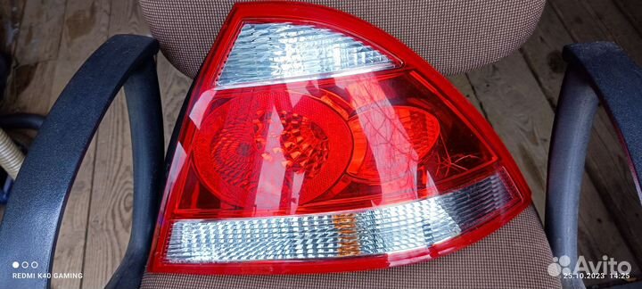 Nissan almera classic задний фонарь