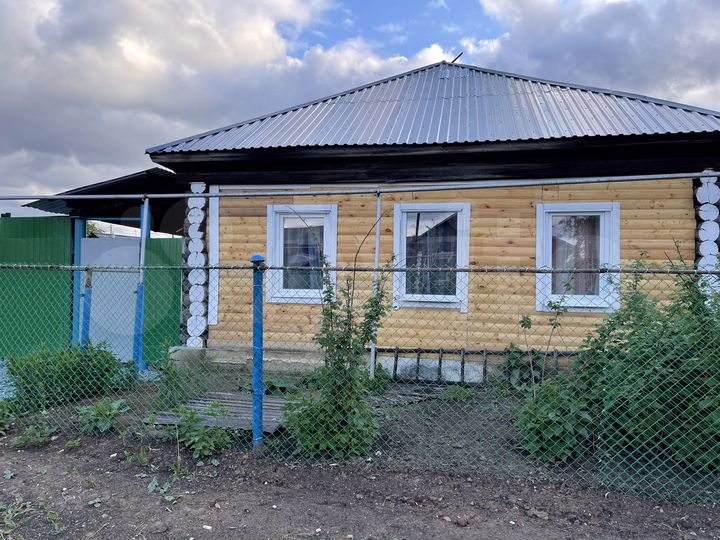 Дом 65 м² на участке 6 сот.