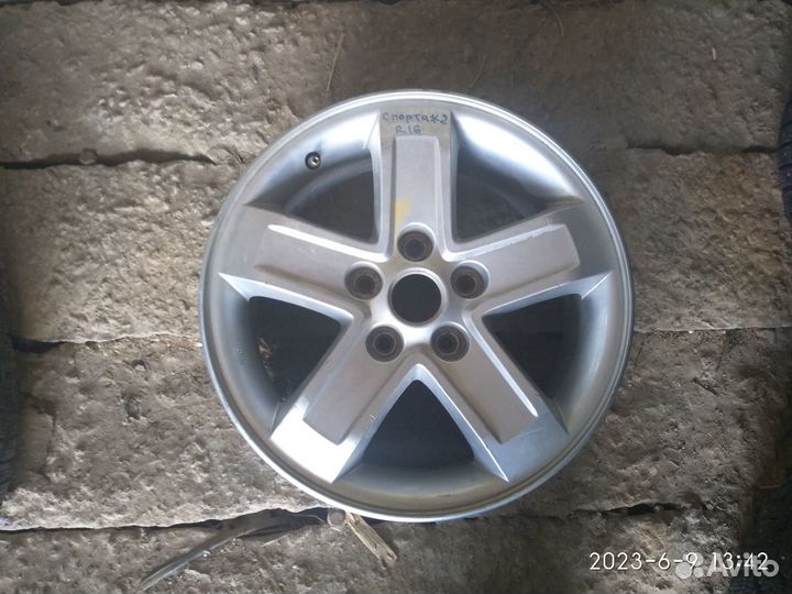 Литой диск kia sportage 2 R16
