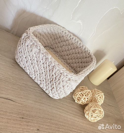 Вязаные корзинки ручной работы