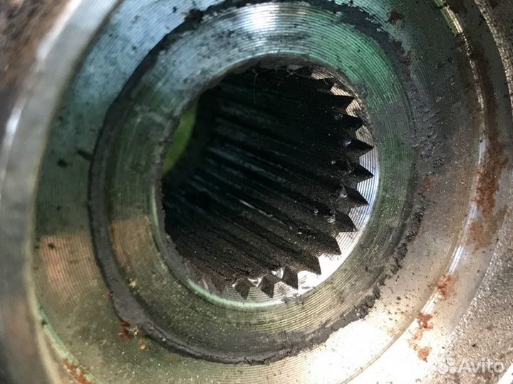 Кулак поворотный передний левый Nissan Tiida C11