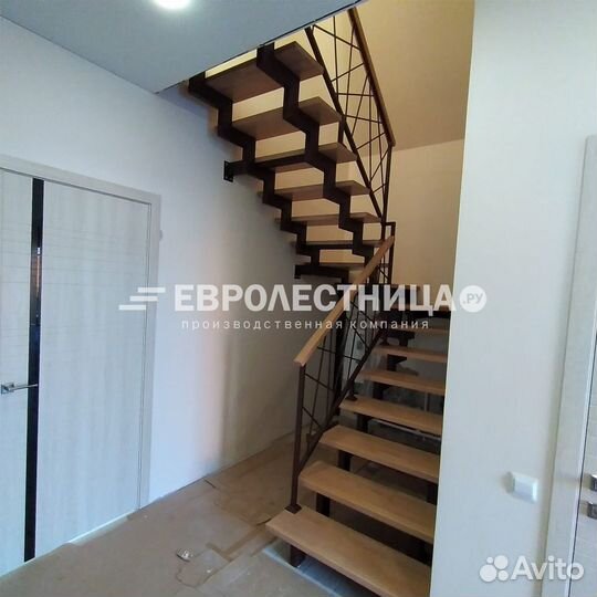 Лестница на второй этаж