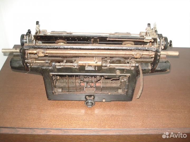 Печатная машинка Olympia Mod 8