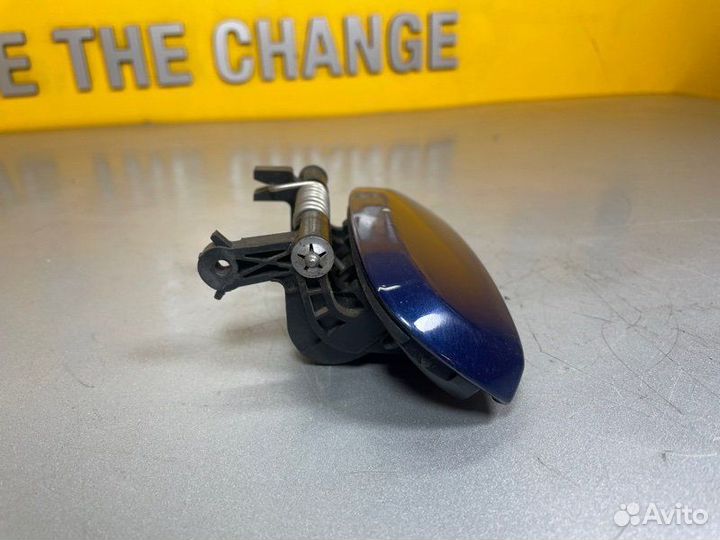 Ручка двери внешняя правая Renault Logan K7M A812