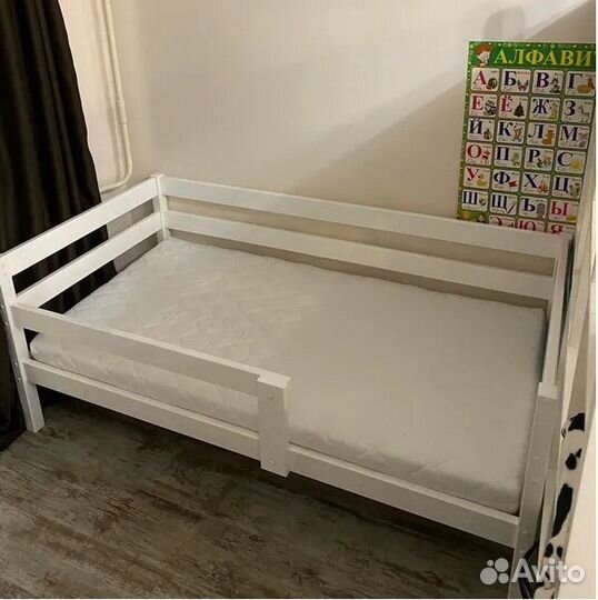 Кровать детская