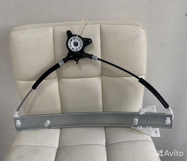 Стеклоподъемник перед. прав. Mazda 6