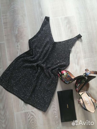 Майка со стразами