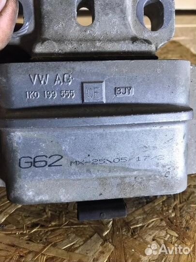 Подушка двигателя левая Volkswagen Jetta 6 CPR