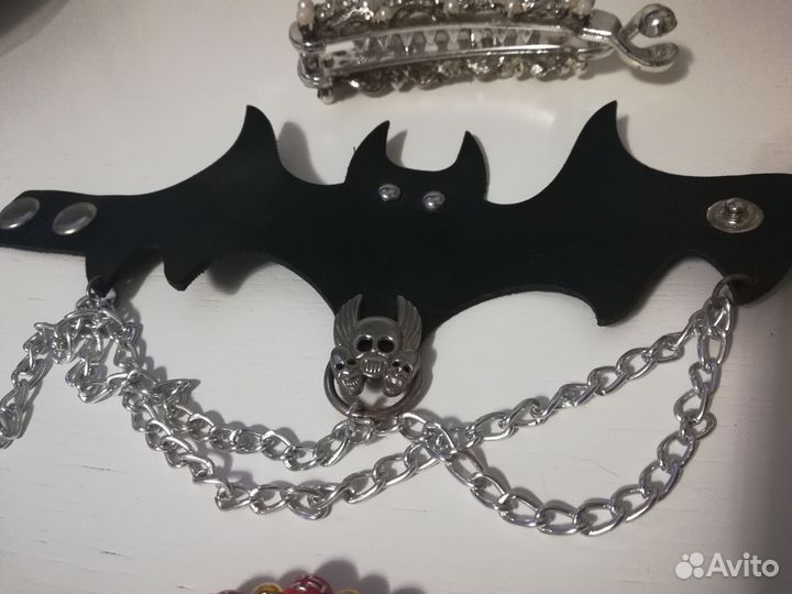 Набор украшений - браслет, заколка