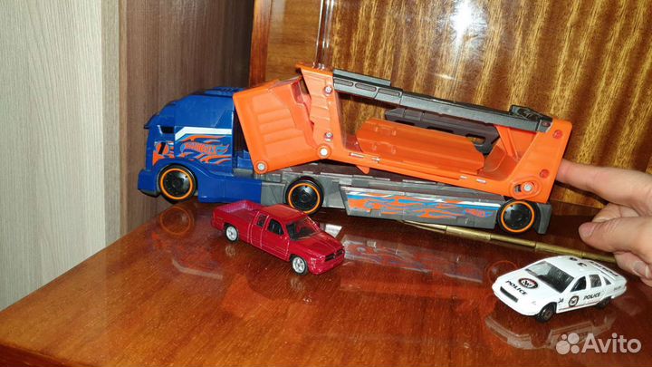 Оригинальный грузовик Hot Wheels Краш