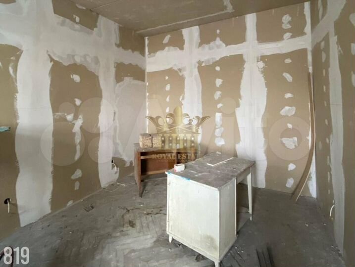 4-к. квартира, 83 м², 1/1 эт.