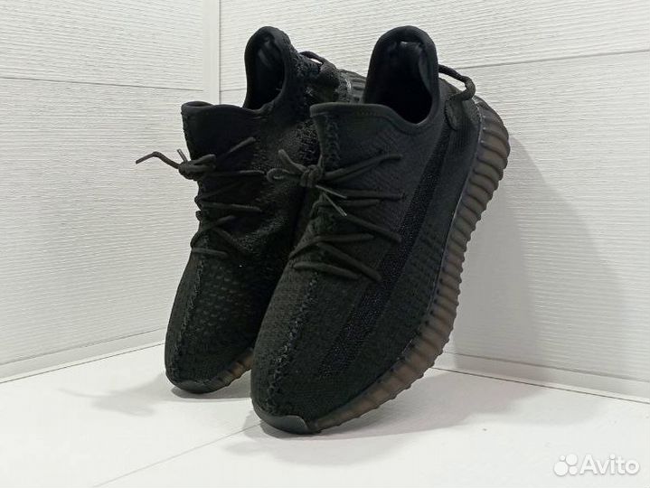 Кроссовки Adidas Yeezy Boost 350 v2