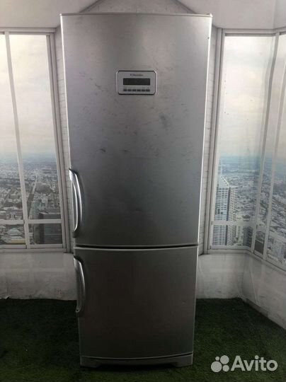 Холодильник бу двухкамерный с доставкой