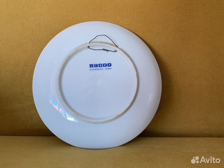 Сувенирные тарелки из путешествий, разных стран