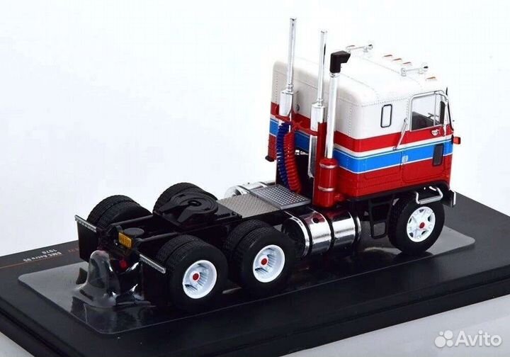 Коллекционная модель ixo GMC Astro 95