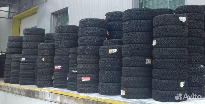 Pirelli Formula Ice 235/60 R18