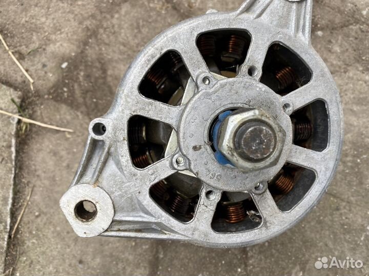 Генератор автомобильный