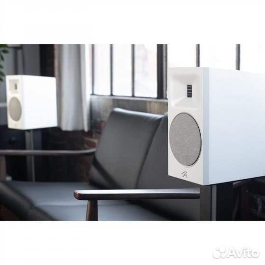 Martin Logan Motion B10 Satin White