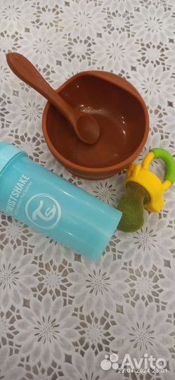 Тарелка на присоске, не пролив айка