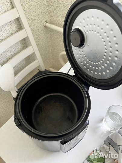 Мультиварка polaris pmc0360d