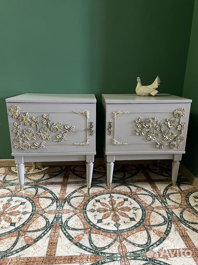 Прикроватные тумбочки 2 шт