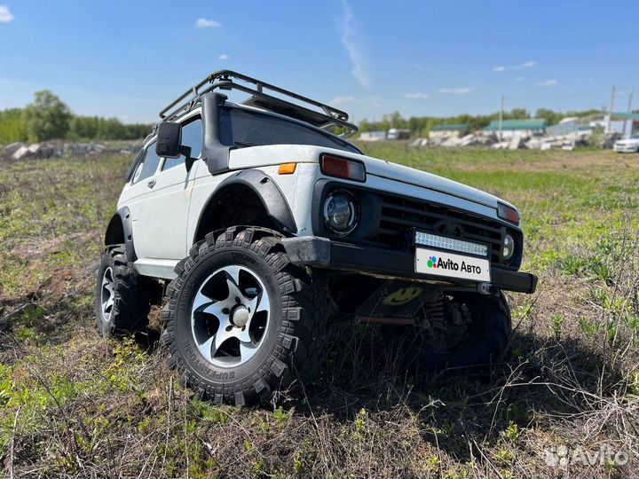 LADA 4x4 (Нива) 1.7 МТ, 1999, 50 000 км