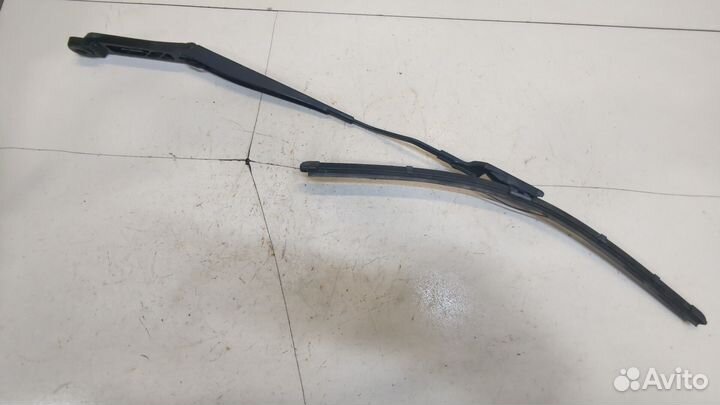 Щеткодержатель Ford Explorer, 2017