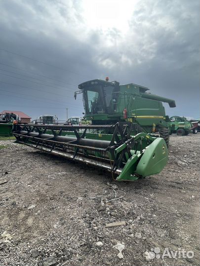 Комбайн John Deere W Series, 2011