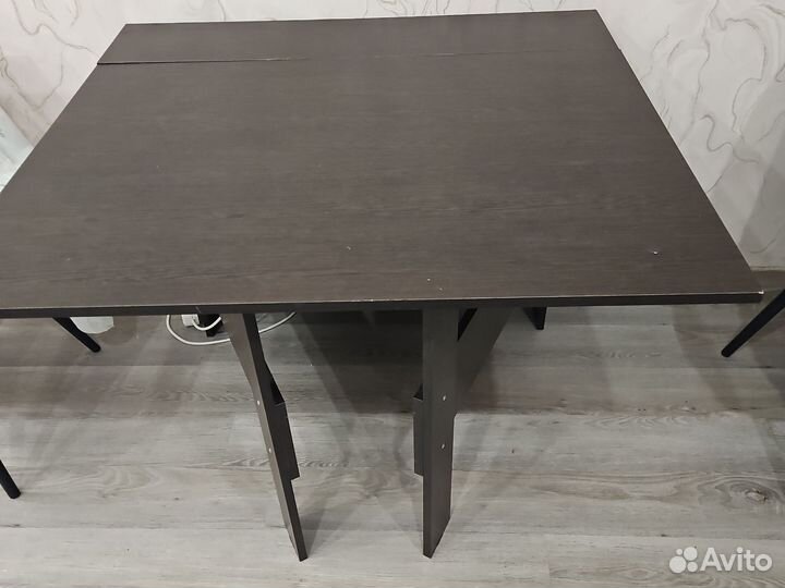 Стол- книжка раскладной бу