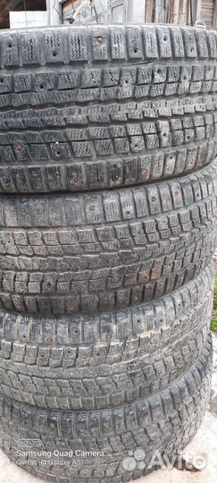 Dunlop SP Winter Ice 01 205/55 R16