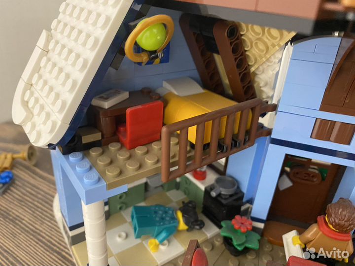 Lego зимний дом (Santas Visit)