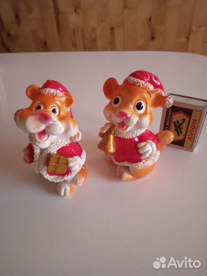 Статуэтка собачка