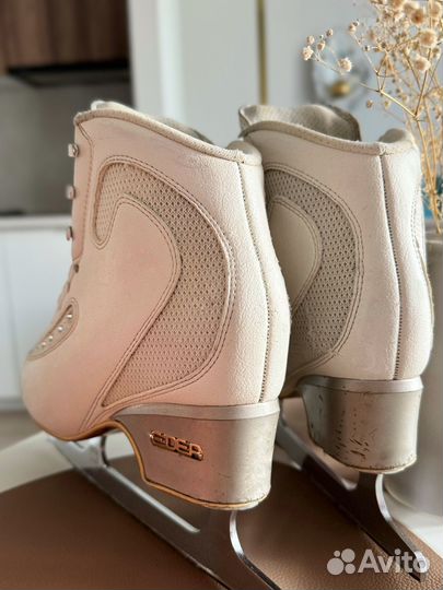 Фигурные коньки edea ice fly 225