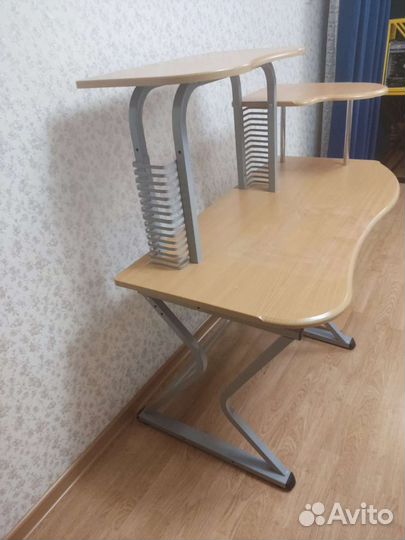 Компьютерный стол бу